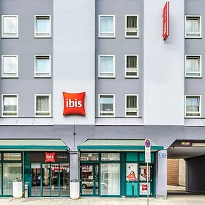 Ibis Hotell